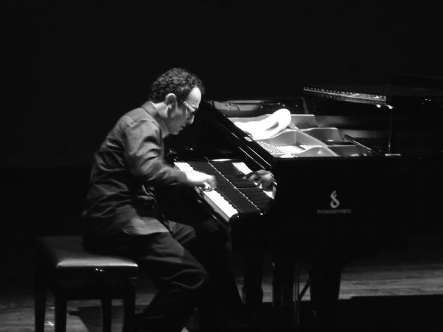 Gallery: Marco  Solo Pianist